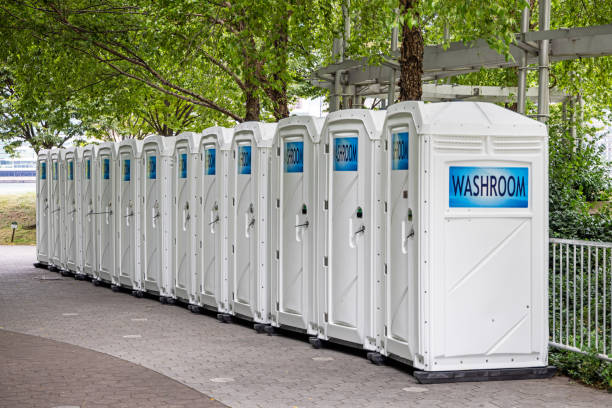 Best High-end porta potty rental  in Barrington, IL